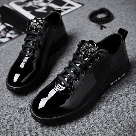 ONERY EXCLUSIVE METALLIC SNEAKERS